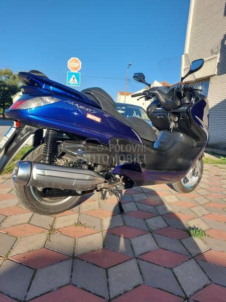 Yamaha Majesty