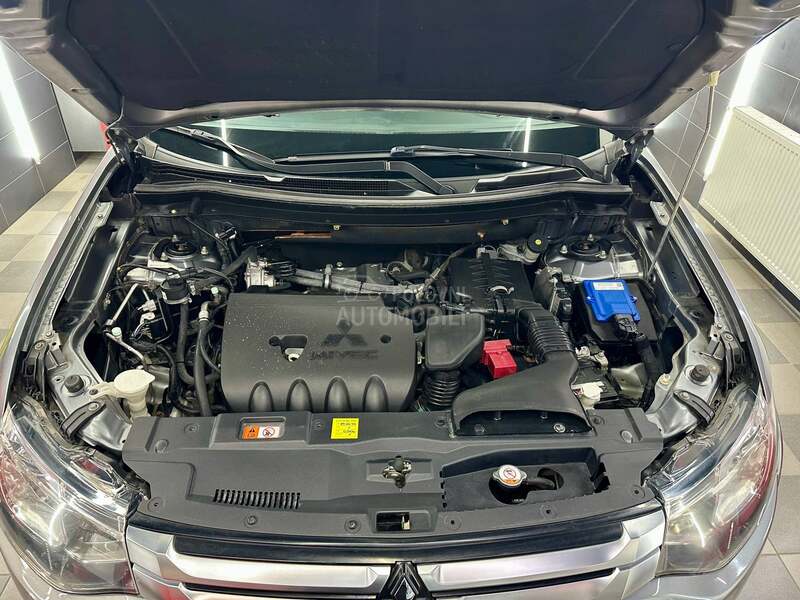 Mitsubishi Outlander tng VREDI VIDETI