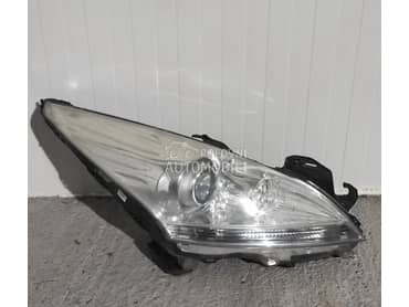 Ksenon Far Desni za Peugeot 5008 od 2010. do 2013. god.