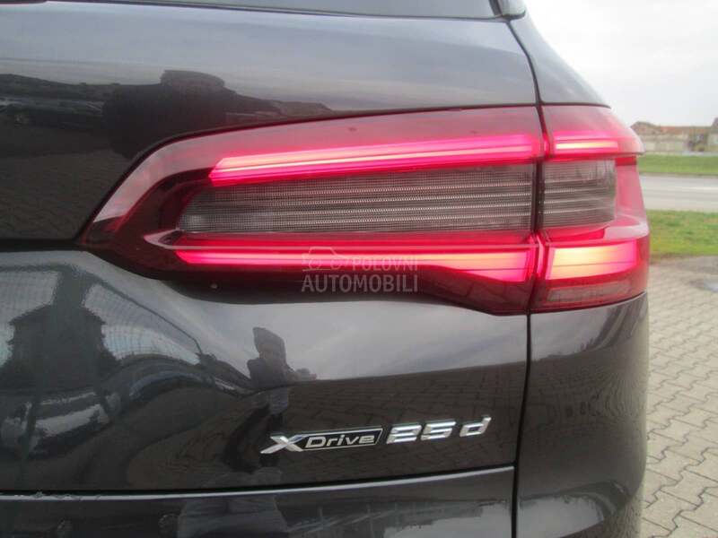 BMW X5 25d Business xDrive