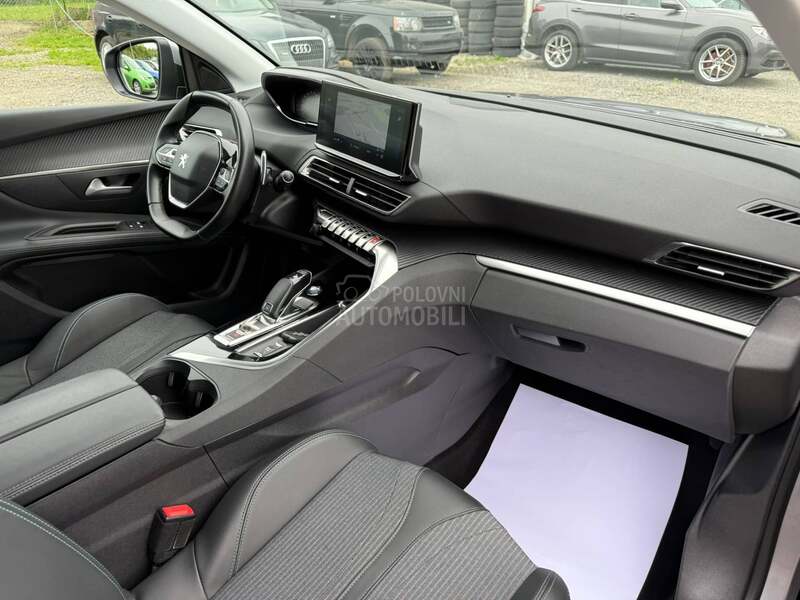 Peugeot 3008 1.5 HDI ALLURE EAT8