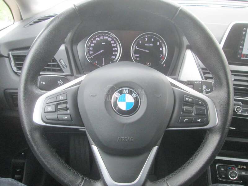 BMW 225 xe iPerformance
