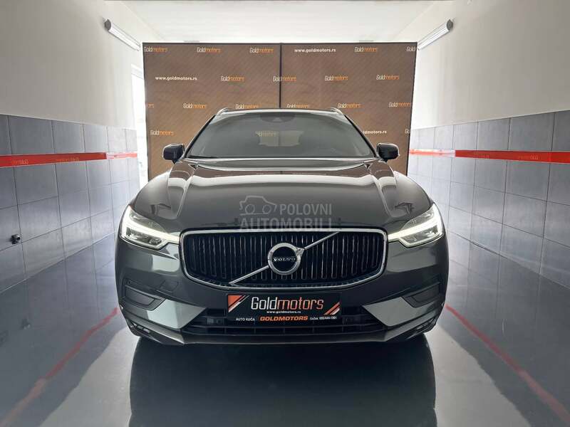 Volvo XC60 B4 AWD MOMENTUM