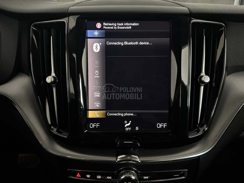 Volvo XC60 B4 AWD MOMENTUM