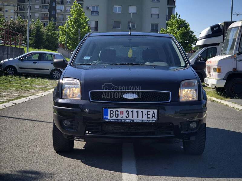 Ford Fusion 