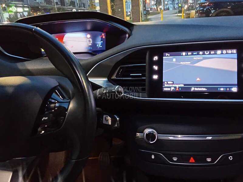 Peugeot 308 VIRTUAL ALLURE
