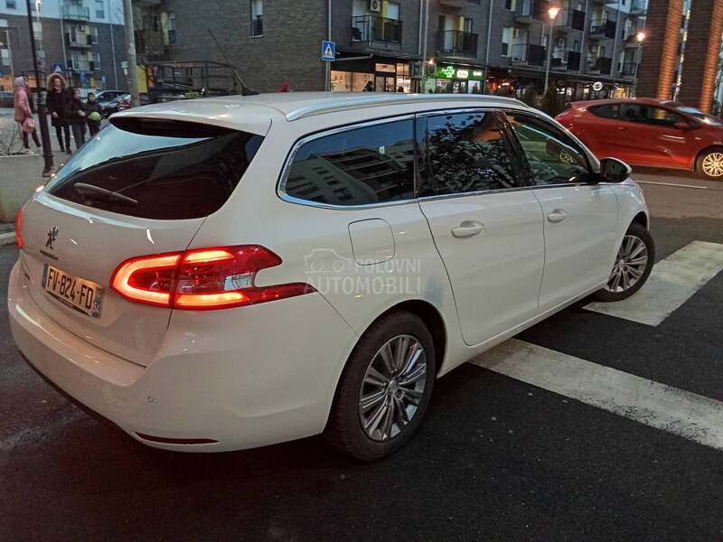 Peugeot 308 VIRTUAL ALLURE