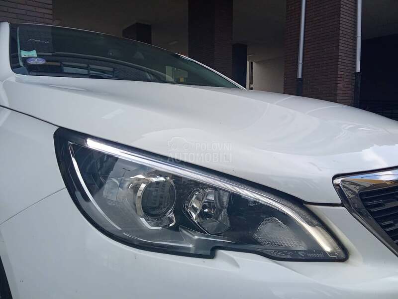 Peugeot 308 VIRTUAL ALLURE
