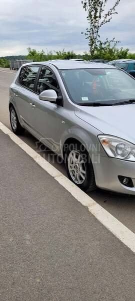 Kia cee`d 2,0 crdi
