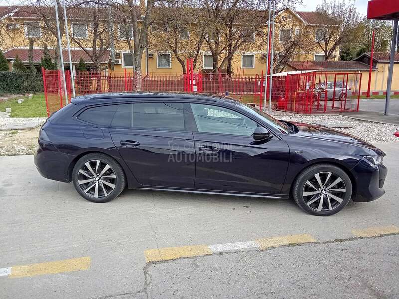 Peugeot 508 GT Line MATRIX