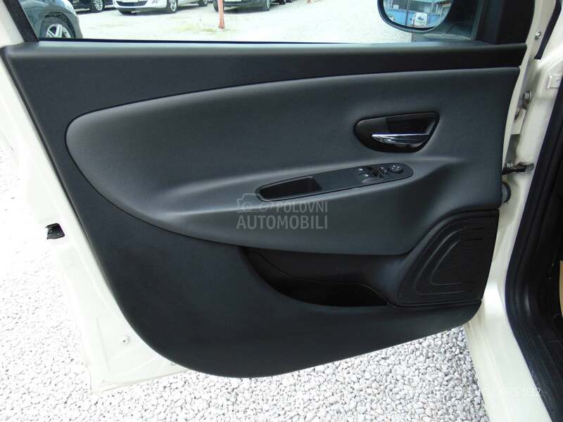Lancia Ypsilon 1.2