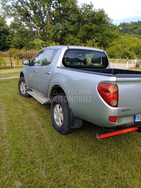 Mitsubishi L200 