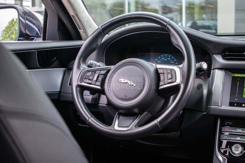 Jaguar XF 20d AWD