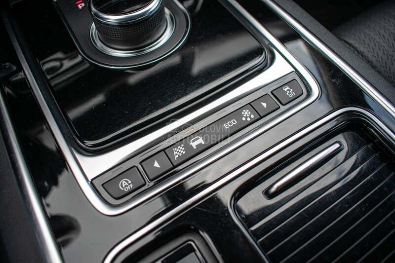 Jaguar XF 20d AWD