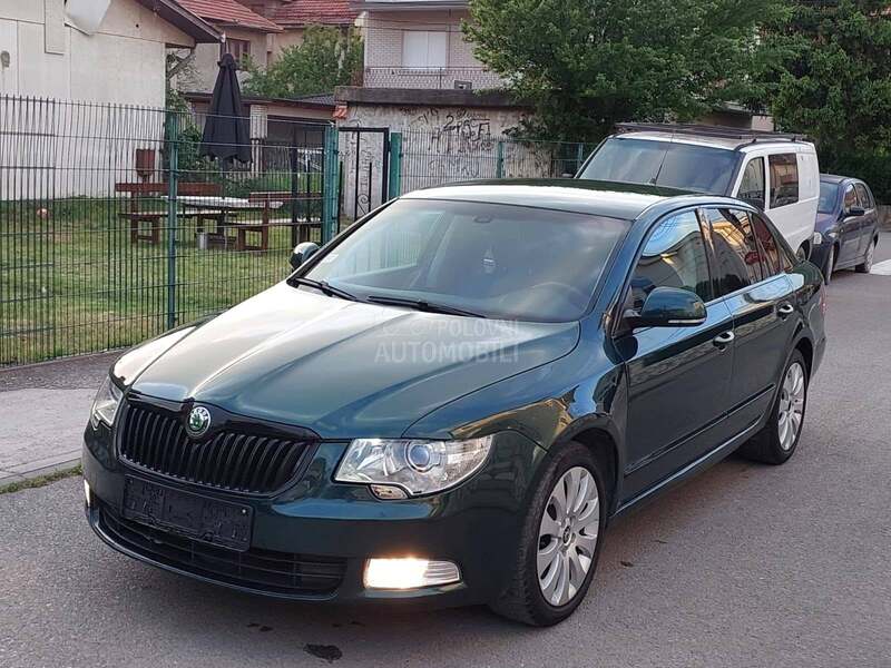 Škoda Superb 
