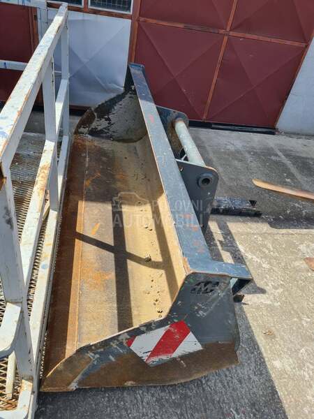 Manitou 732/25   NAJAM PRODAJA