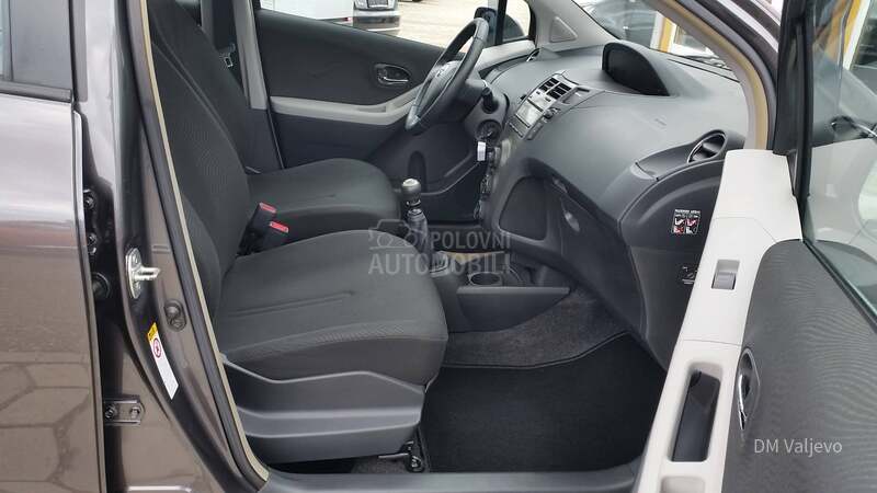 Toyota Yaris 1.3 VVT-I KA0 N0VA