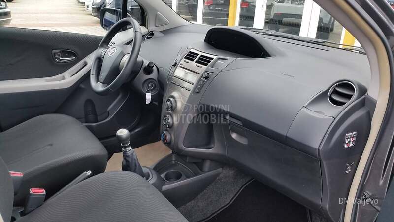 Toyota Yaris 1.3 VVT-I KA0 N0VA