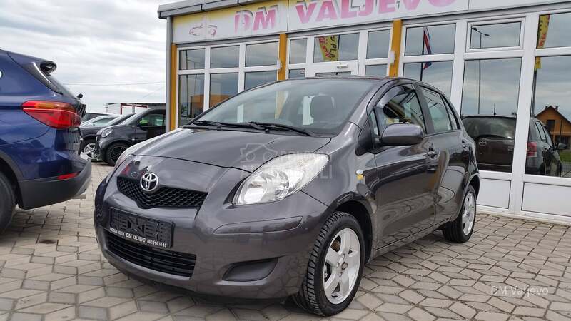 Toyota Yaris 1.3 VVT-I KA0 N0VA