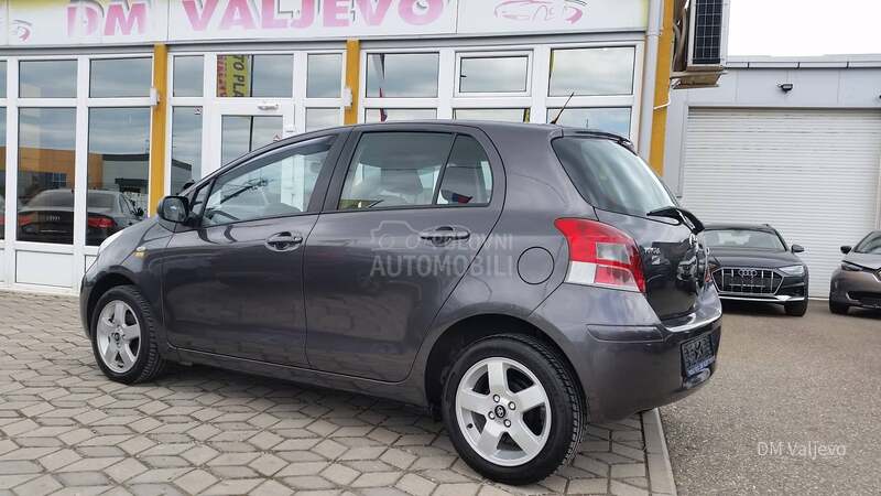 Toyota Yaris 1.3 VVT-I KA0 N0VA
