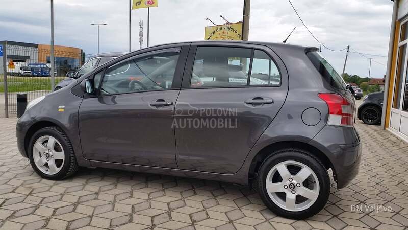 Toyota Yaris 1.3 VVT-I KA0 N0VA