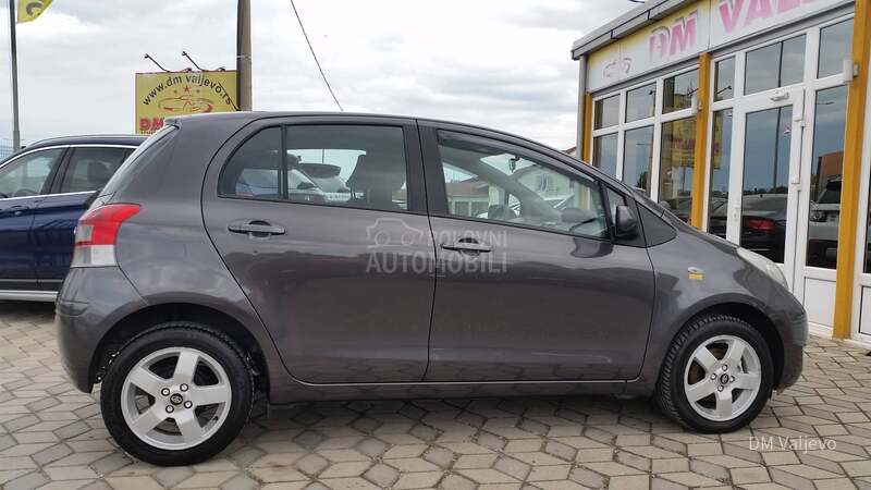 Toyota Yaris 1.3 VVT-I KA0 N0VA