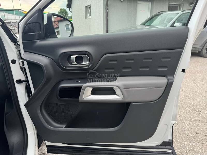 Citroen C5 Aircross 1.5hdi PANO A/m