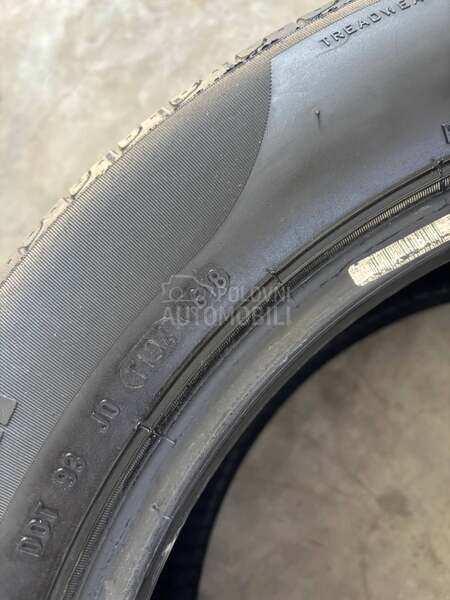 Pirelli 215/55 R17 Letnja