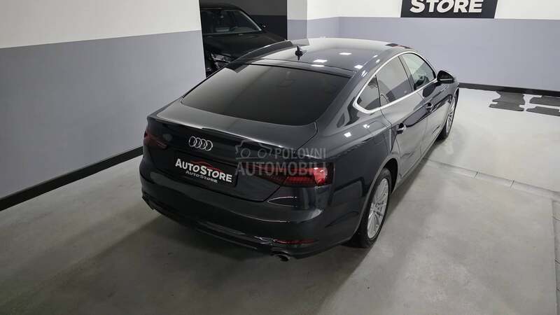 Audi A5 G-Tron