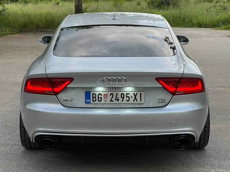 Audi A7 RS7 look /