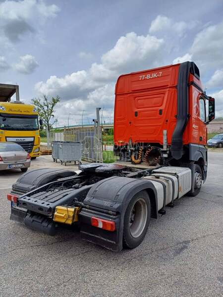 Mercedes Benz Actros 1842