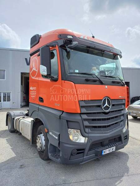 Mercedes Benz Actros 1842