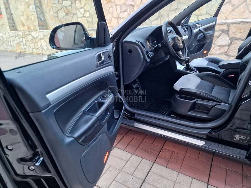 Škoda Octavia 2,0TDI DSG  VRS