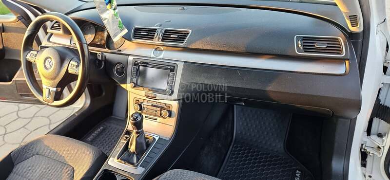 Volkswagen Passat B7 M e t a n