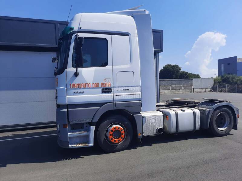 Mercedes Benz Actros MP2 1844