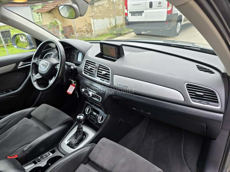 Audi Q3 2.0TDI//AUT/QUATTRO