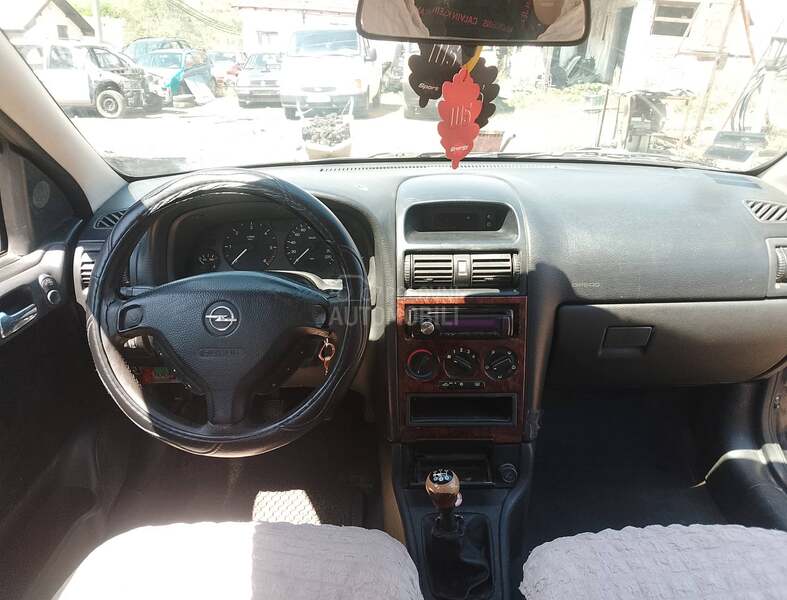Opel Astra G 2.0