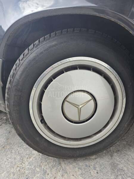 Mercedes Benz E 200 E124