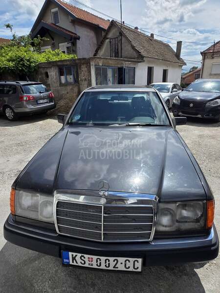 Mercedes Benz E 200 E124
