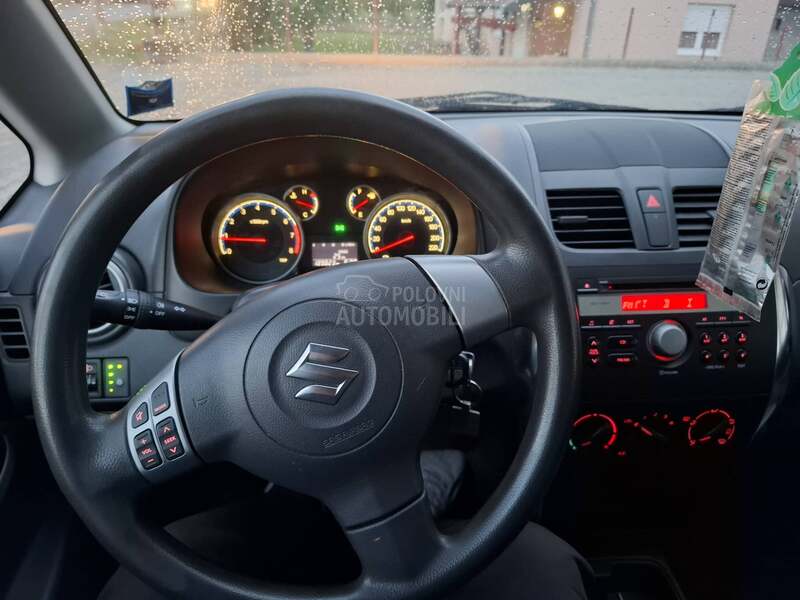 Suzuki SX4 1.5 TNG