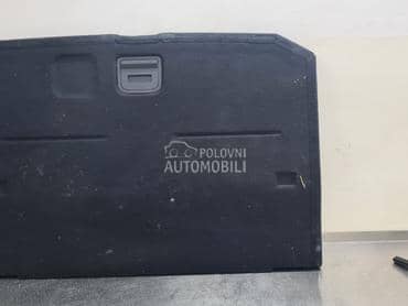 Polica gepeka za Audi A3