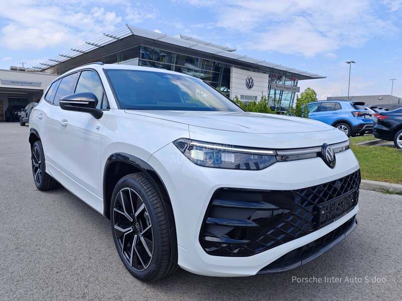 Volkswagen Tayron 2.0 TDI R-LINE 4WD