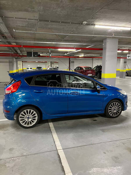 Ford Fiesta 1.0 /TITANIUM/