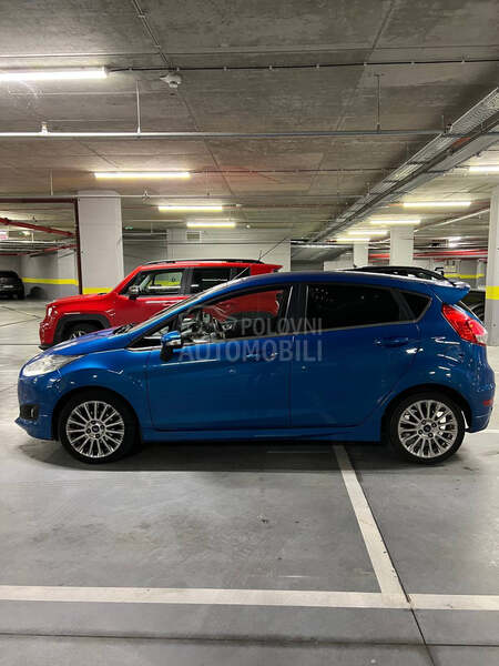 Ford Fiesta 1.0 /TITANIUM/