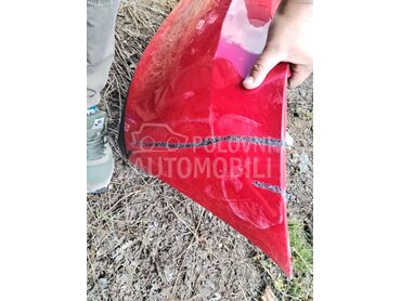 branik za Volkswagen Fox od 2003. do 2007. god.