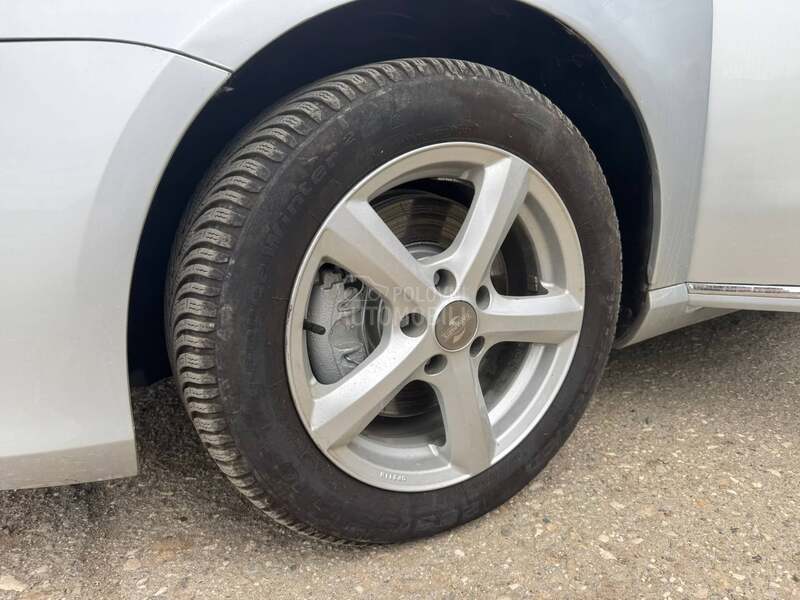 Volkswagen Passat B7 