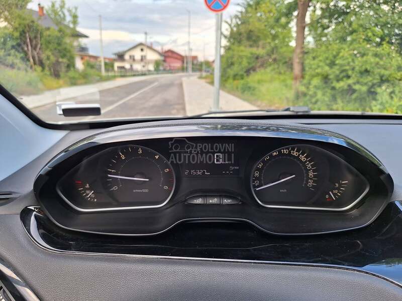 Peugeot 208 1.6HDI