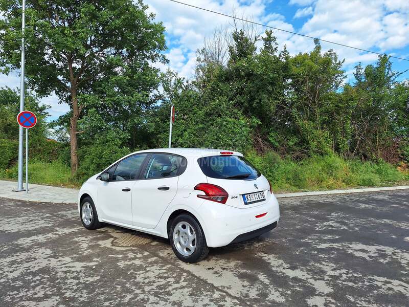 Peugeot 208 1.6HDI