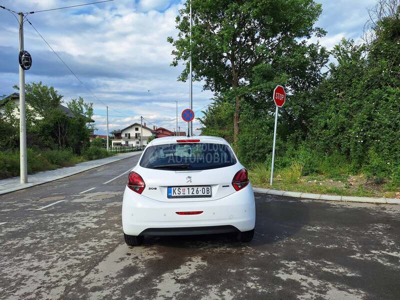 Peugeot 208 1.6HDI