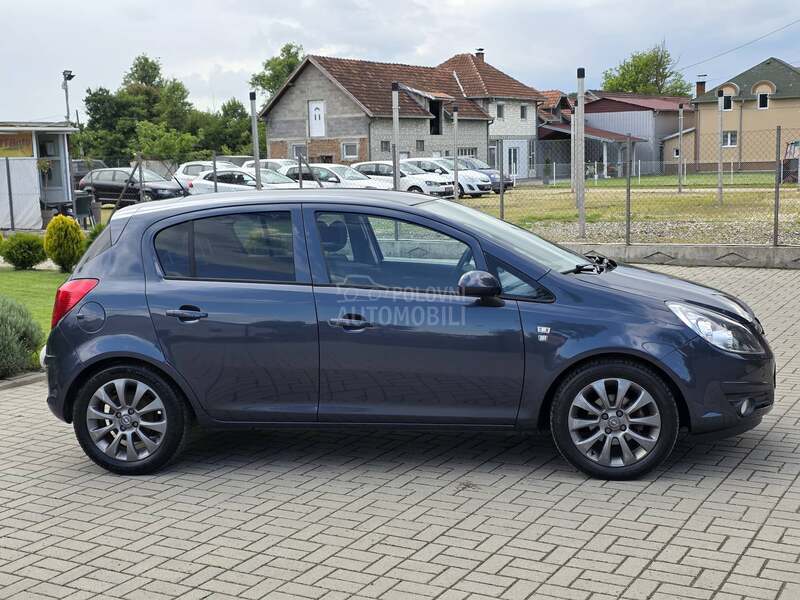 Opel Corsa D 1.2 GPL-TECH OPEN